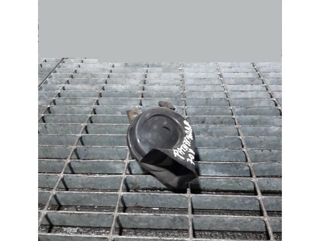 bontott NISSAN PATHFINDER Kürt