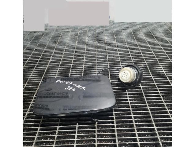 bontott NISSAN PATHFINDER Tankajtó