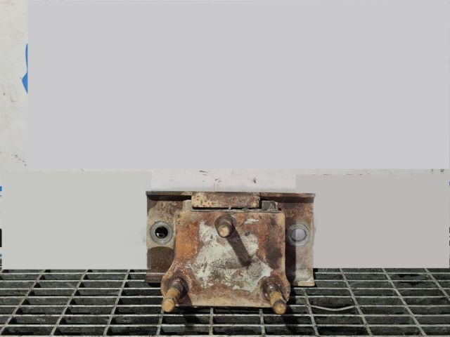 bontott NISSAN PATHFINDER Tartó Bak