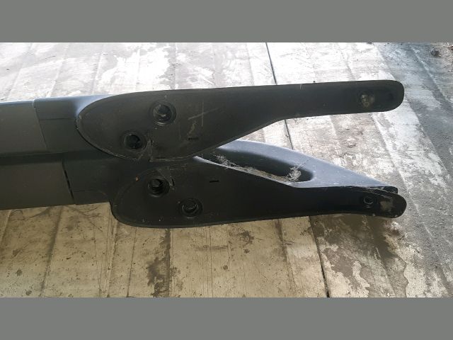 bontott NISSAN PATHFINDER Tetőcsomagtartó