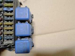 bontott NISSAN PATROL Biztosítéktábla Motortér