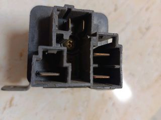 bontott NISSAN PATROL Izzító Relé