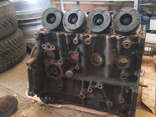 bontott NISSAN PICK UP Motorblokk (Fűzött)