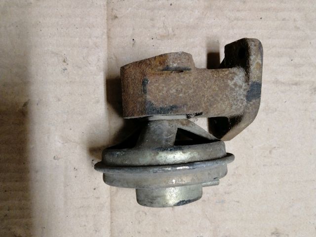 bontott NISSAN PICK UP EGR / AGR Szelep