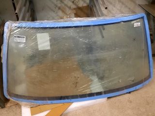 bontott NISSAN PICK UP Első Szélvédő