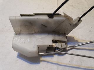 bontott NISSAN PIXO Bal első Ajtózár