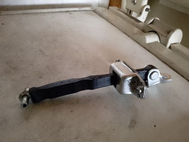 bontott NISSAN PIXO Jobb első Ajtóhatároló