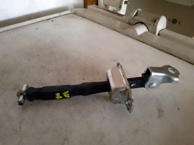 bontott NISSAN PIXO Jobb első Ajtóhatároló