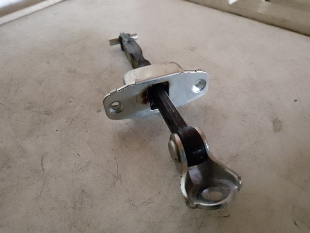 bontott NISSAN PIXO Jobb hátsó Ajtóhatároló