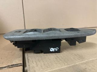 bontott NISSAN PRIMASTAR Ablakemelő és Tükör Kapcsoló