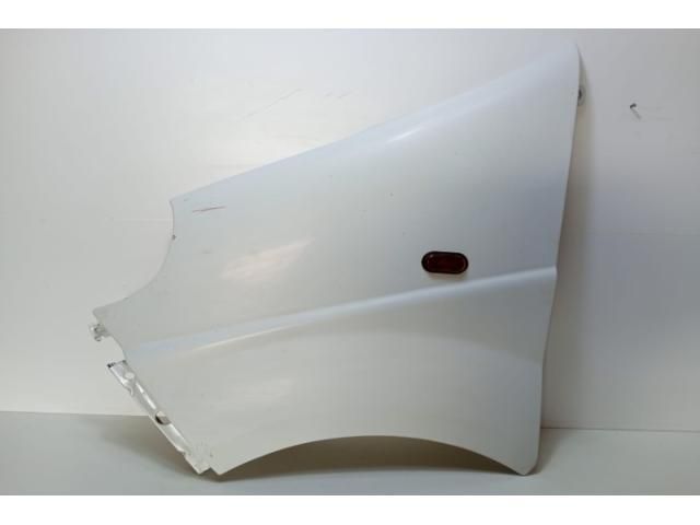 bontott NISSAN PRIMASTAR Bal első Sárvédő