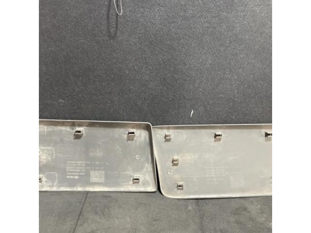 bontott NISSAN PRIMASTAR Bal hátsó Ajtó Díszléc