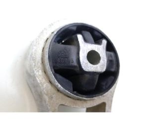 bontott NISSAN PRIMASTAR Első Motorfelfüggesztés