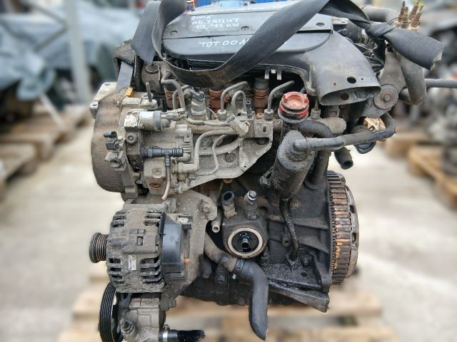 bontott NISSAN PRIMASTAR Felső Motorburkolat