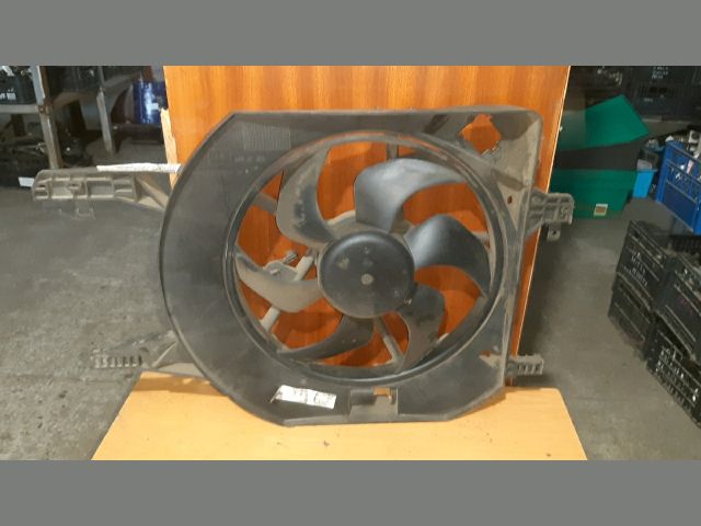 bontott NISSAN PRIMASTAR Hűtőventilátor