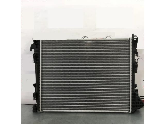 bontott NISSAN PRIMASTAR Vízhűtő Radiátor (Klímás)