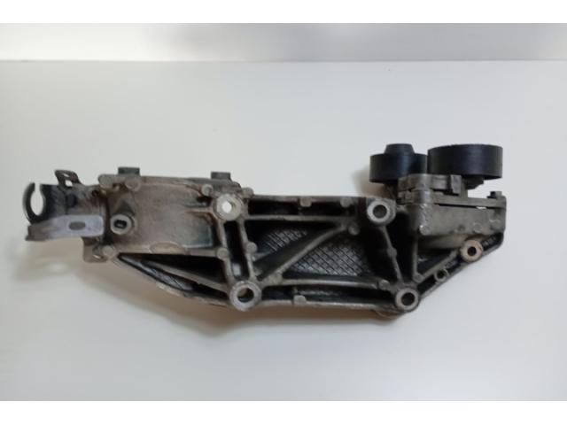 bontott NISSAN PRIMASTAR Generátor Tartó Bak