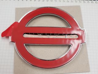 bontott NISSAN PRIMASTAR Hátsó Embléma