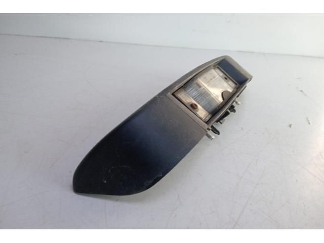 bontott NISSAN PRIMASTAR Hátsó Rendszámtábla Világítás