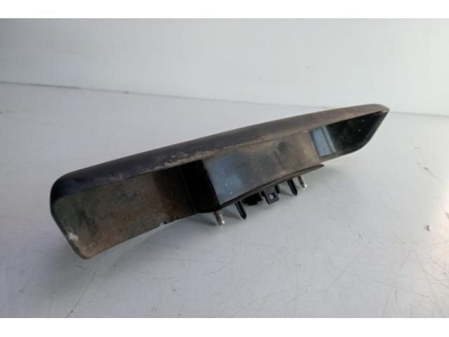 bontott NISSAN PRIMASTAR Hátsó Rendszámtábla Világítás