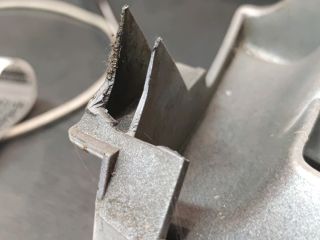 bontott NISSAN PRIMASTAR Hűtőrács