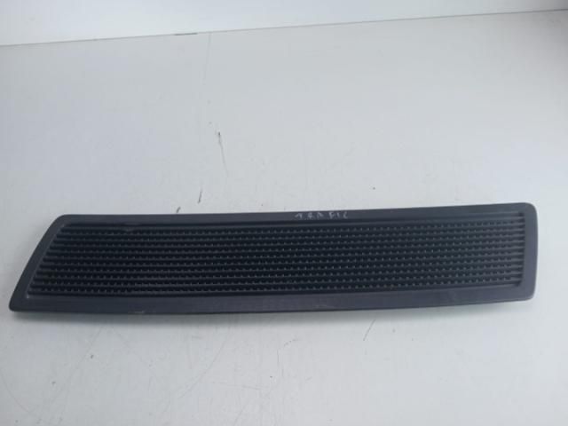 bontott NISSAN PRIMASTAR Hűtőrács