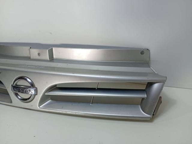 bontott NISSAN PRIMASTAR Hűtőrács