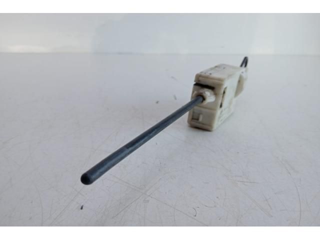 bontott NISSAN PRIMASTAR Központizár Motor Tankajtó