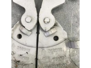 bontott NISSAN PRIMASTAR Motorháztető Zsanér Pár