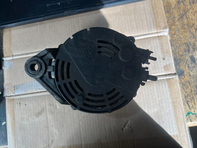 bontott NISSAN PRIMERA Generátor