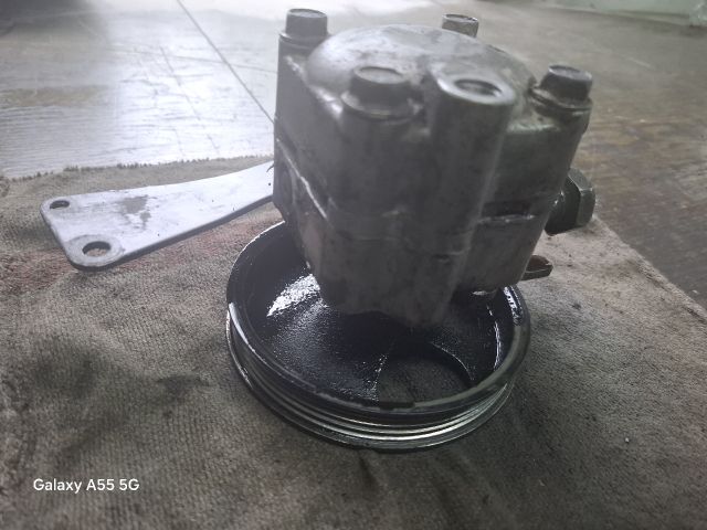 bontott NISSAN PRIMERA Kormányszervó Motor (Hidraulikus)