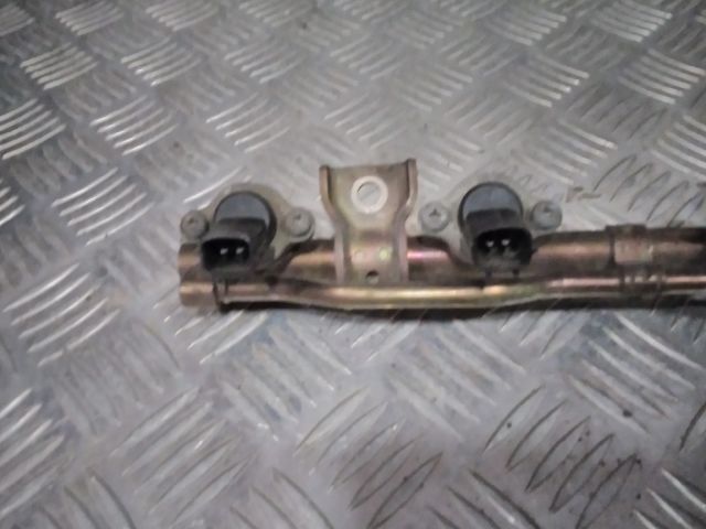 bontott NISSAN PRIMERA Porlasztó Sor / Híd