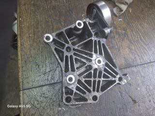 bontott NISSAN PRIMERA Szervó Tartó Bak Szíjfeszítővel