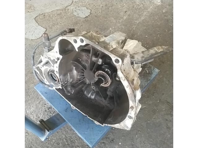 bontott NISSAN PRIMERA Váltó (Mechanikus)