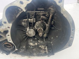 bontott NISSAN PRIMERA Váltó (Mechanikus)
