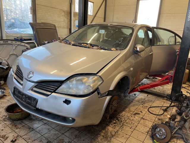 bontott NISSAN PRIMERA Felső Motorburkolat