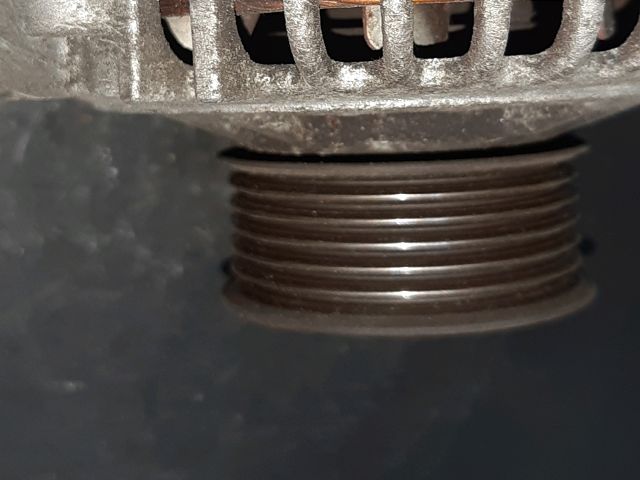 bontott NISSAN PRIMERA Generátor