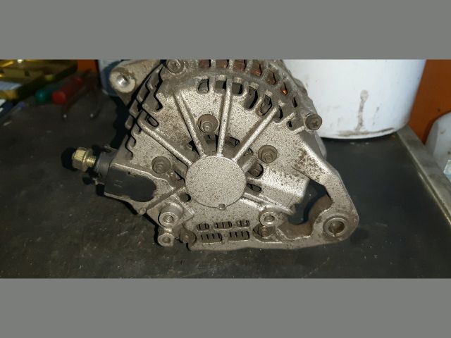 bontott NISSAN PRIMERA Generátor