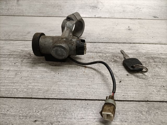 bontott NISSAN PRIMERA Gyújtáskapcsoló Házzal