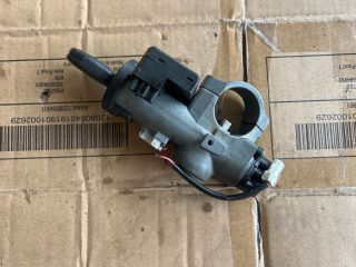 bontott NISSAN PRIMERA Gyújtáskapcsoló Házzal