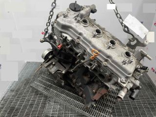 bontott NISSAN PRIMERA Motor (Fűzött blokk hengerfejjel)