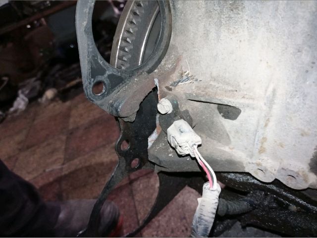 bontott NISSAN PRIMERA Motor (Fűzött blokk hengerfejjel)