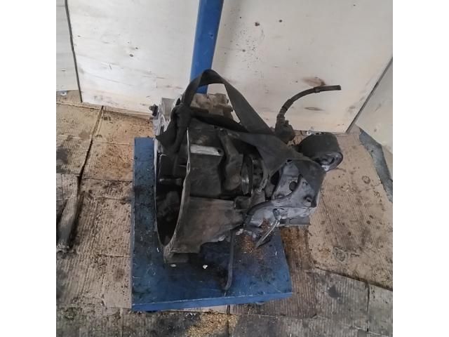 bontott NISSAN PRIMERA Váltó (Mechanikus)