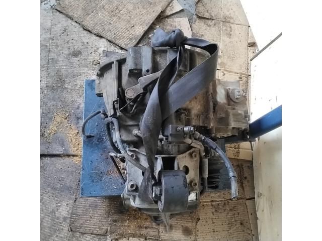 bontott NISSAN PRIMERA Váltó (Mechanikus)