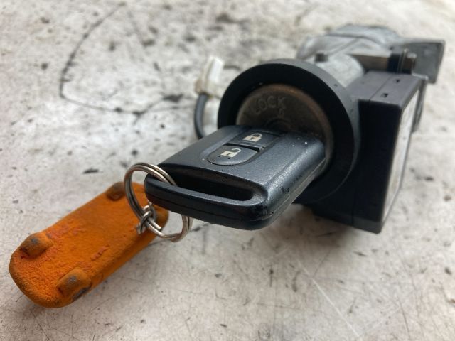 bontott NISSAN PRIMERA Gyújtáskapcsoló