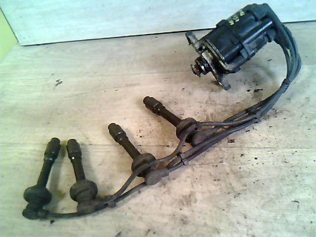 bontott NISSAN PRIMERA Gyújtáselosztó és Gyertya Kábel