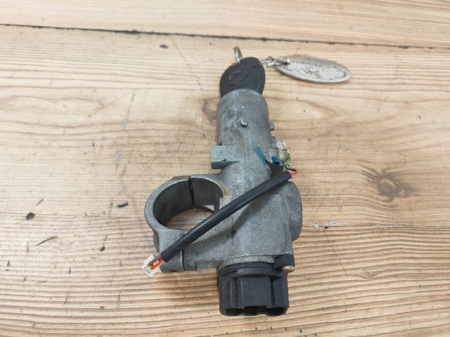 bontott NISSAN PRIMERA Gyújtáskapcsoló Házzal