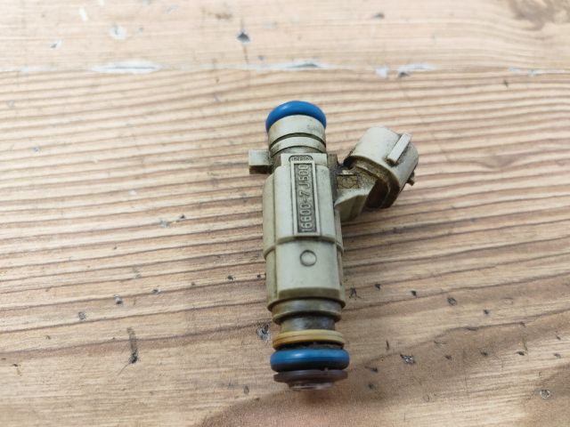 bontott NISSAN PRIMERA Porlasztó (1 db)