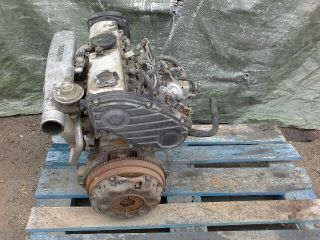 bontott NISSAN PRIMERA Motor (Fűzött blokk hengerfejjel)