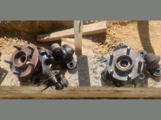 bontott NISSAN PRIMERA Jobb első Csonkállvány Kerékaggyal